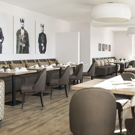 호텔 Kunsthotel 